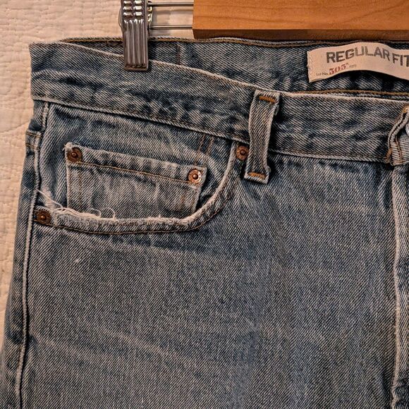 Levis 2000s 505 Regular Fit Light Wash Distressed High Rise Size 14 - Picture 9 of 11